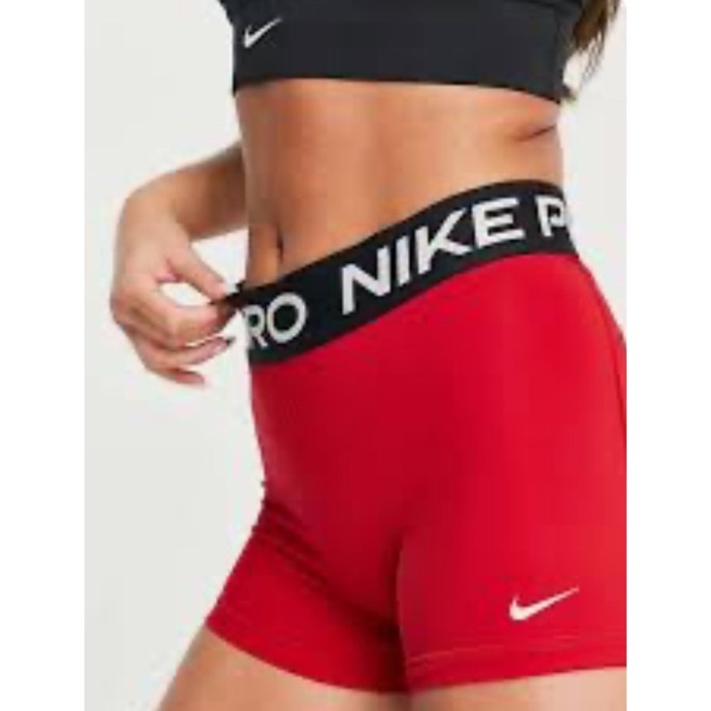 Nike Pro Dri-FIT Women Red 3 Inch Athletic Training Compression Shorts Small EUC